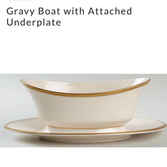 Lenox attached bottom gravy boat